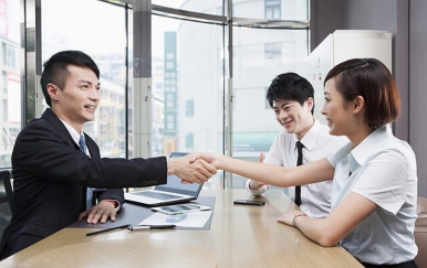 合伙開美容院創(chuàng)業(yè)，這三種人千萬(wàn)不能要