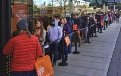 周邊都是祛斑美容店，顧客憑什么要選擇你？